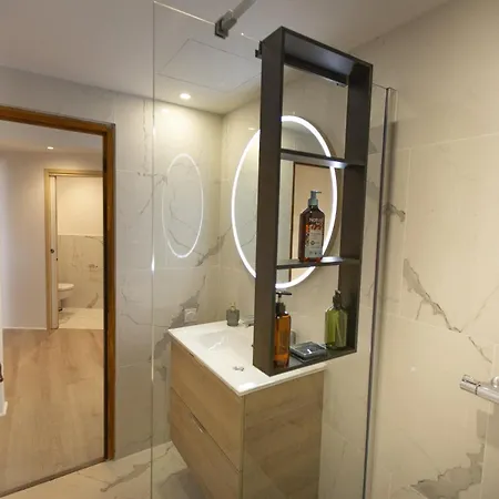 לינה וארוחת בוקר Puccinelli *