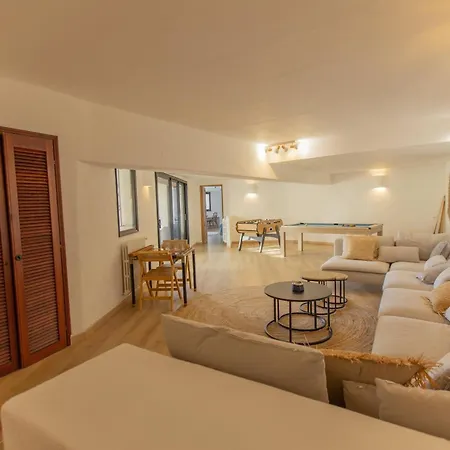 Puccinelli לינה וארוחת בוקר