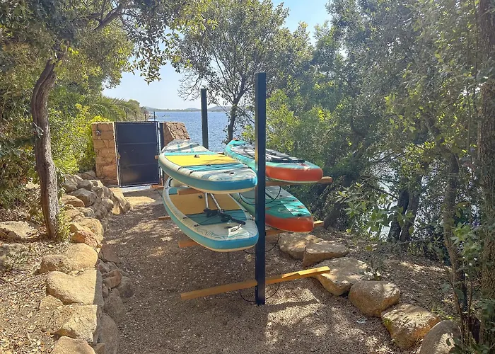 לינה וארוחת בוקר Puccinelli *