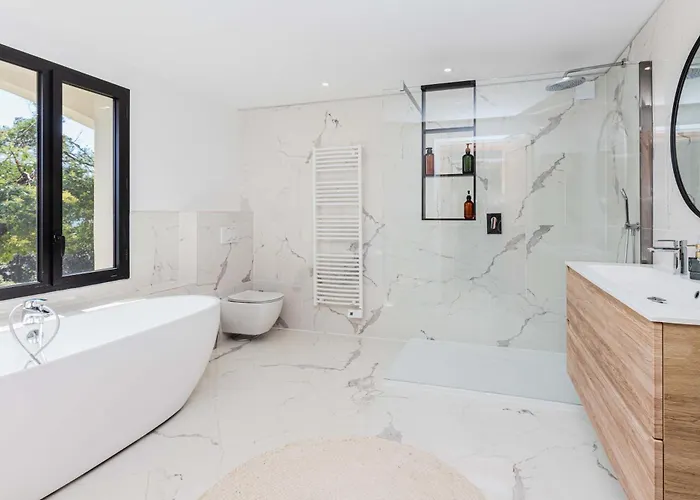 לינה וארוחת בוקר Puccinelli