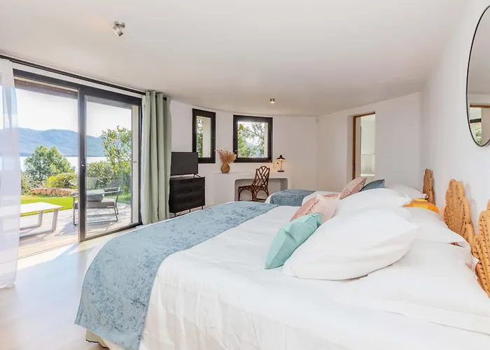 לינה וארוחת בוקר Puccinelli פורטו-וישיו