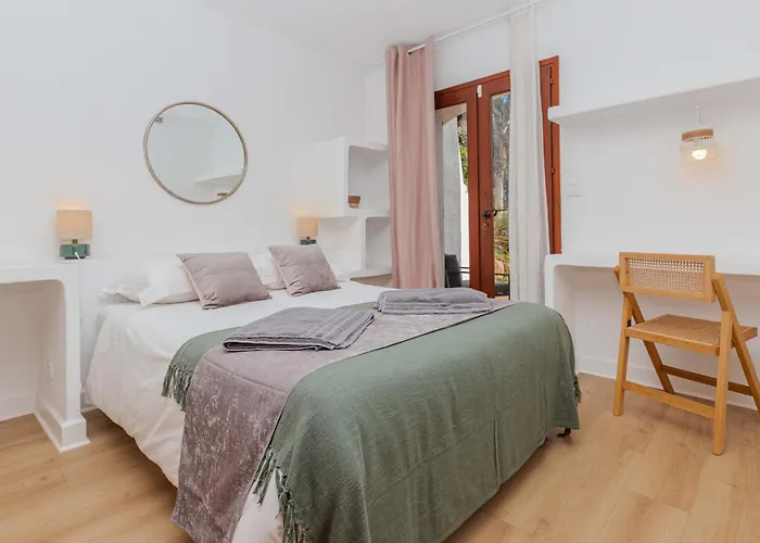 Puccinelli לינה וארוחת בוקר *