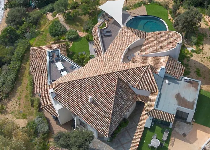 Puccinelli לינה וארוחת בוקר