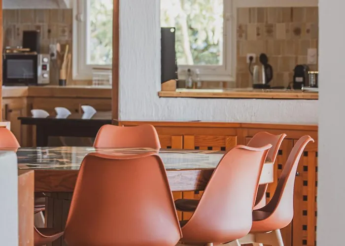 לינה וארוחת בוקר Puccinelli *