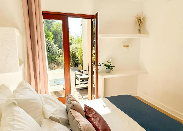 Puccinelli לינה וארוחת בוקר *